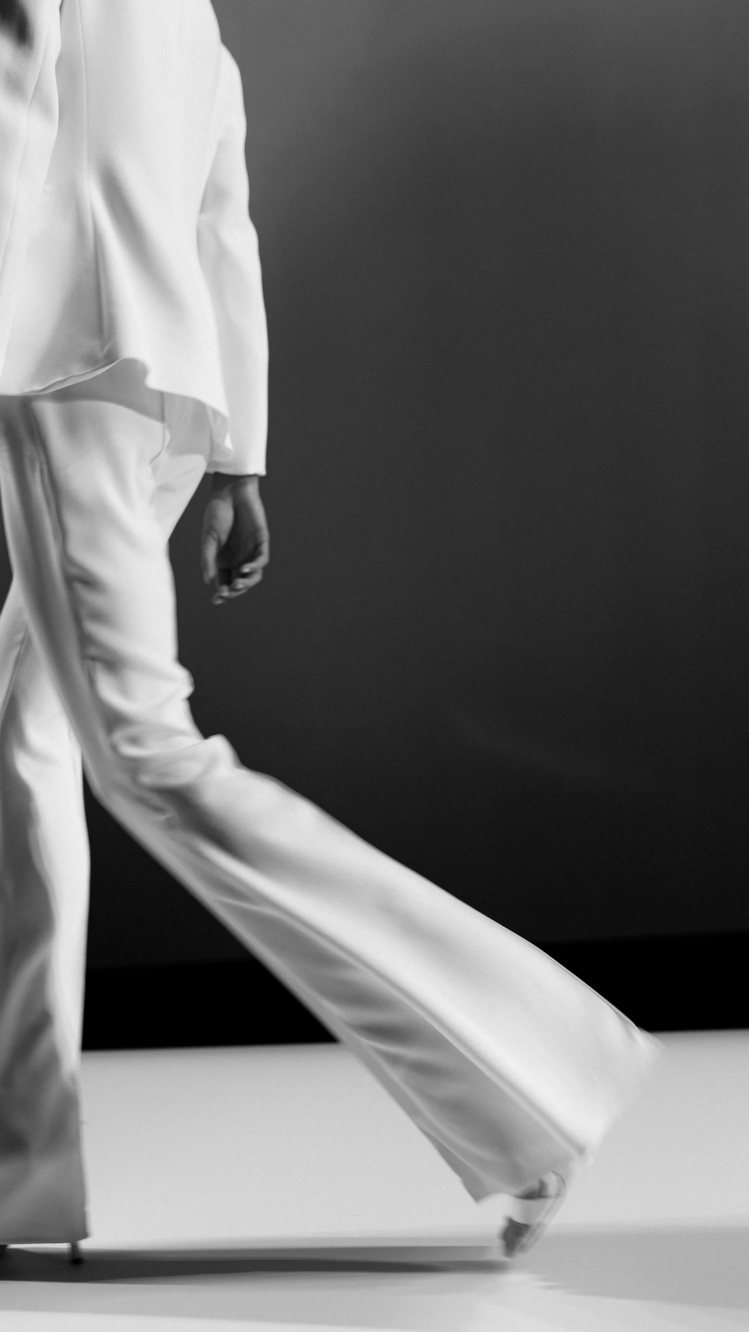 a person wearing a white outfit